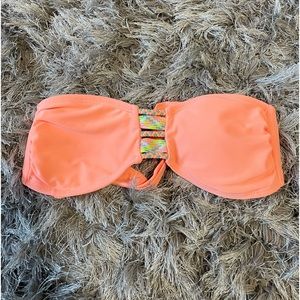 Comfy strapless bikini top